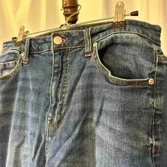 Harper Heritage Size 30 Distressed Women’s Jeans. High Rise Straight Leg - Picture 3 of 8